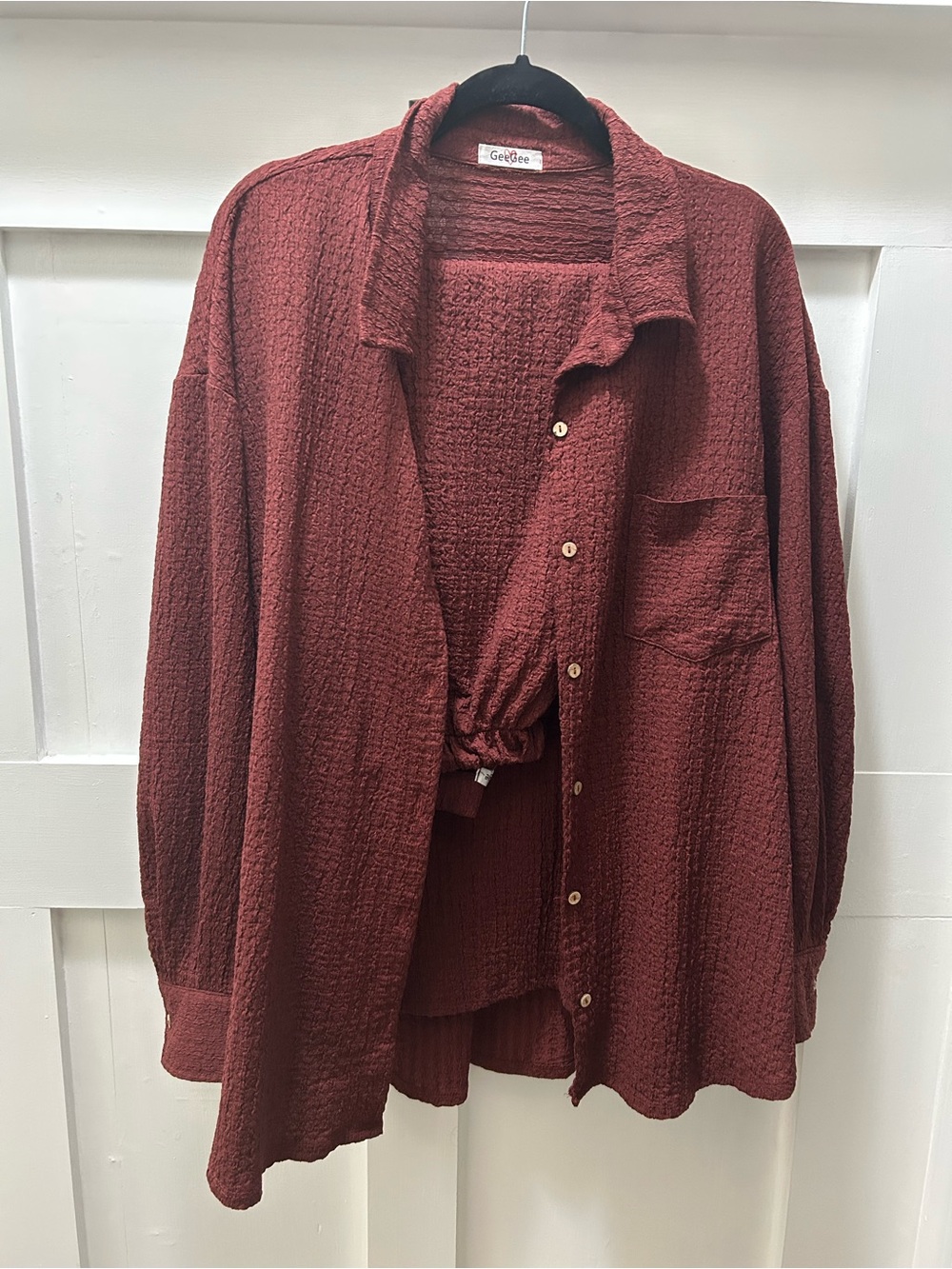 Boutique Brand, GeeGee Women's Textured Button-Up shirt and pants SET.